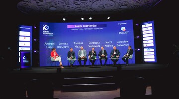 Panel I